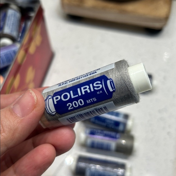 (5) Poliris Gray Thread Set - Picture 2 of 4